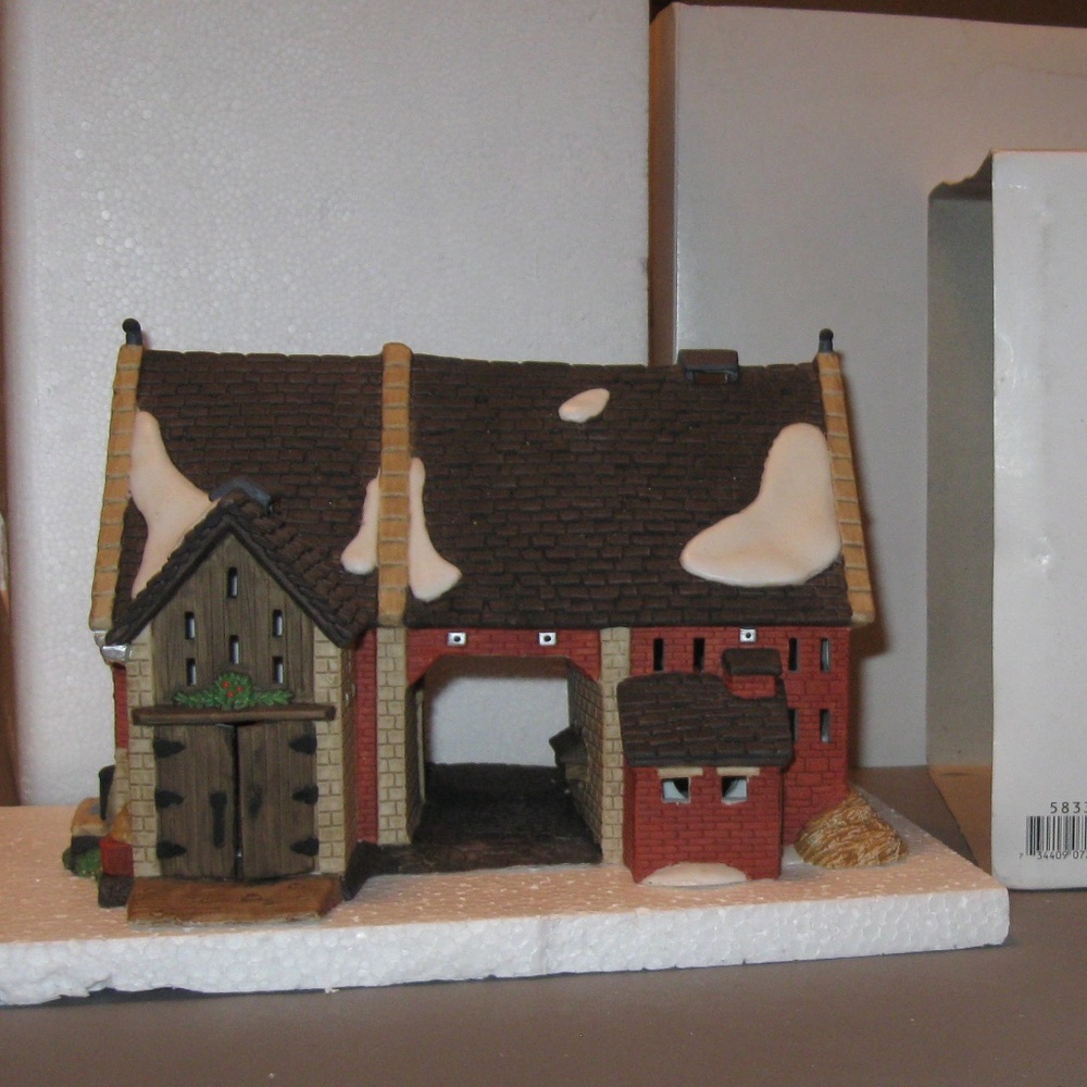 Dickens' Village Butter Tub Barn